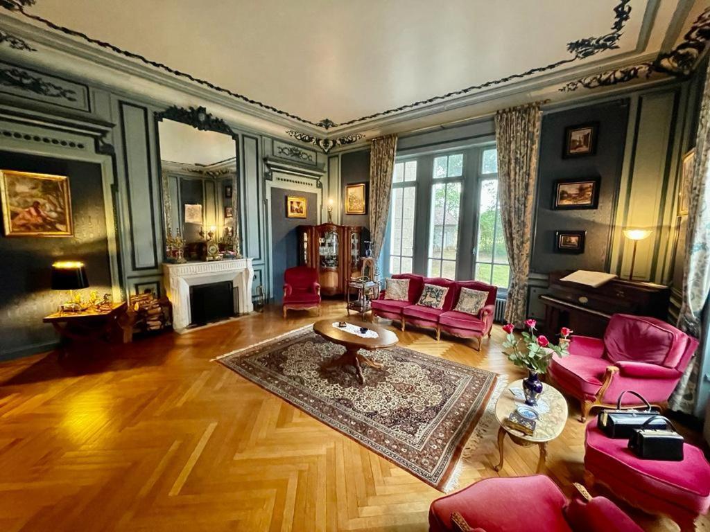 Bed and Breakfast Chateau Maleplane Сен-Леонар-де-Нобла Экстерьер фото