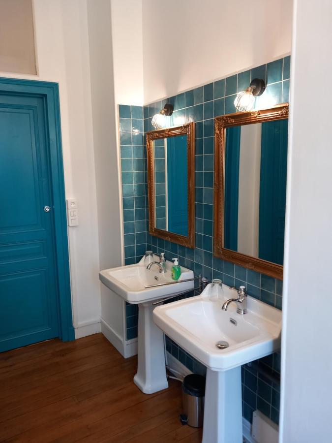 Bed and Breakfast Chateau Maleplane Сен-Леонар-де-Нобла Экстерьер фото