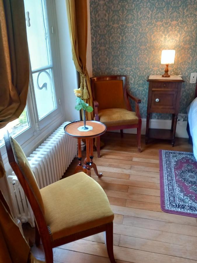 Bed and Breakfast Chateau Maleplane Сен-Леонар-де-Нобла Экстерьер фото